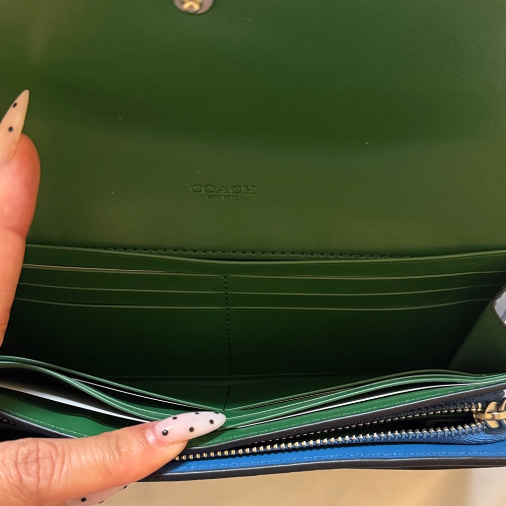 NWT Coach Tri-Color Wallet - Picture 5 of 6
